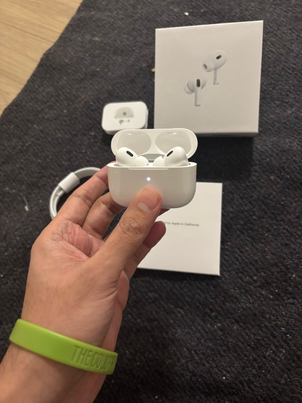 Apple AirPods Pro Earbuds in White with Charging Case